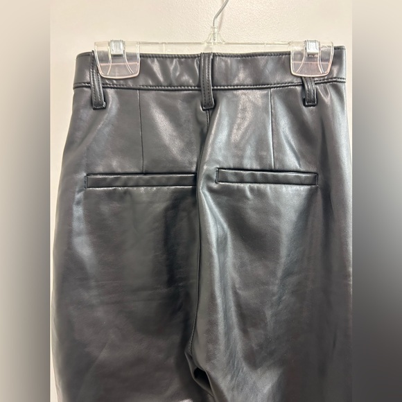 Like New Abercrombie & Fitch Ultra High Rise Skinny Leather Pants - Picture 12 of 12